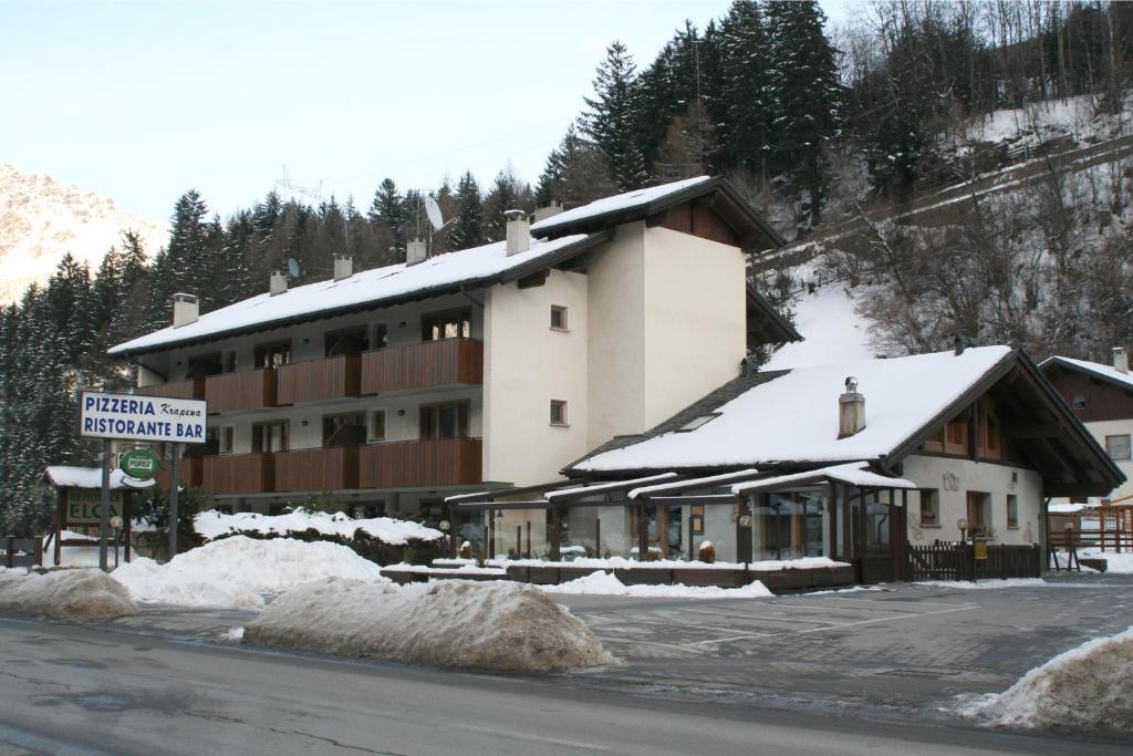 Residence Elga Valdisotto Esterno foto